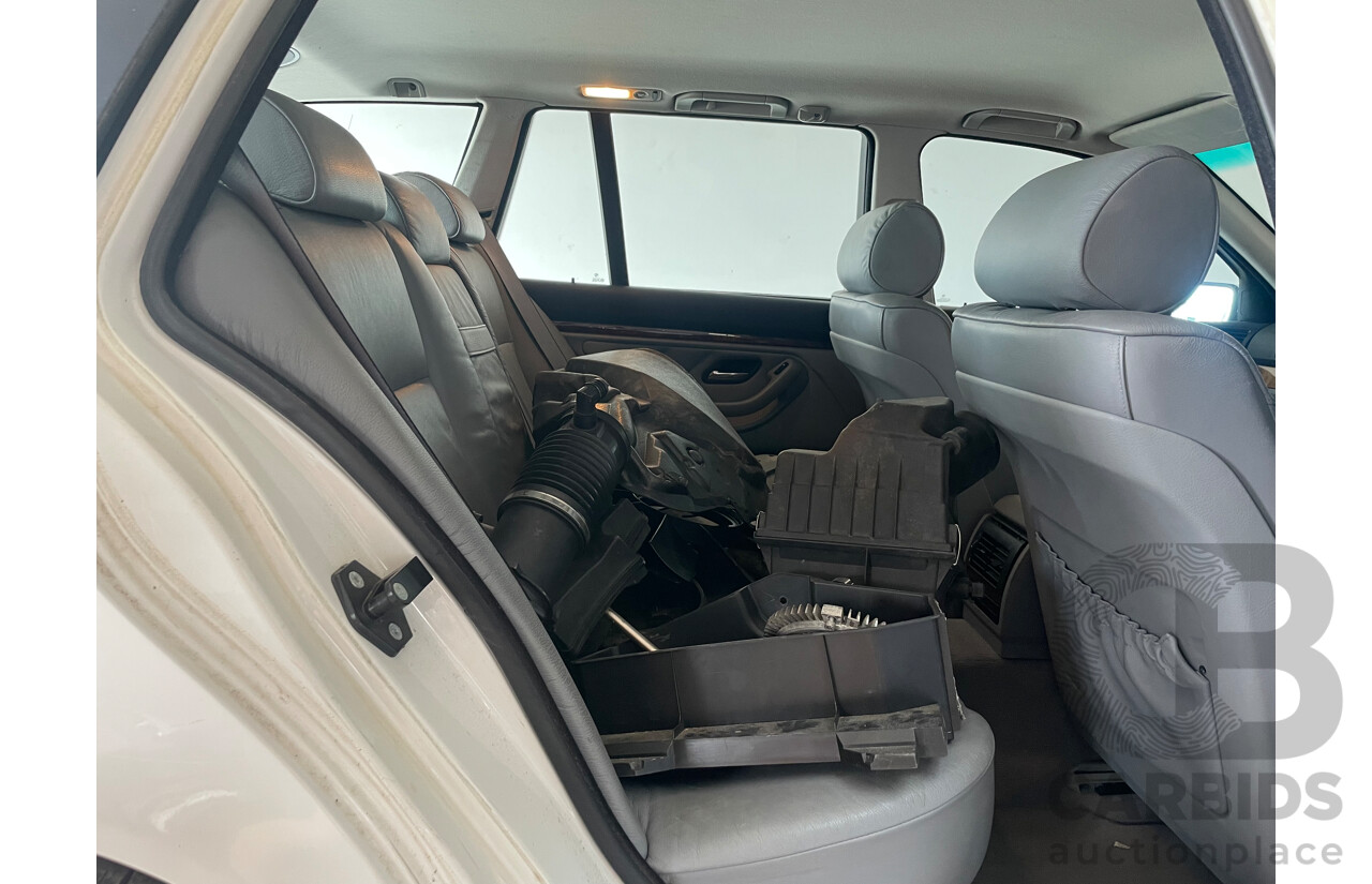 08/97 Bmw 5 28i RWD  4D Sedan White 2.8L