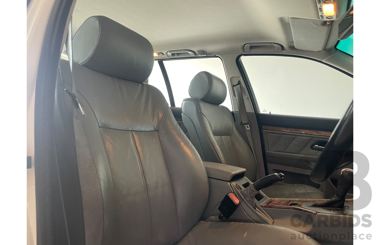 08/97 Bmw 5 28i RWD  4D Sedan White 2.8L