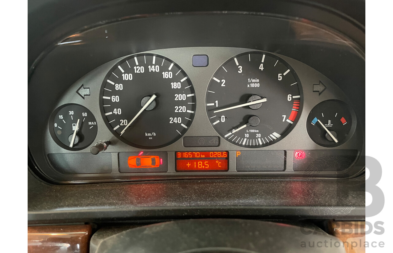 08/97 Bmw 5 28i RWD  4D Sedan White 2.8L