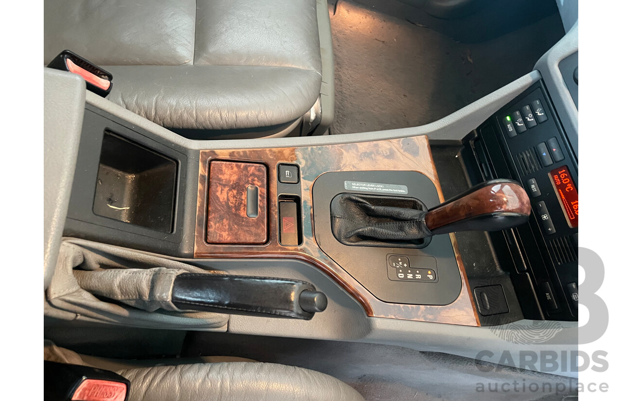 08/97 Bmw 5 28i RWD  4D Sedan White 2.8L