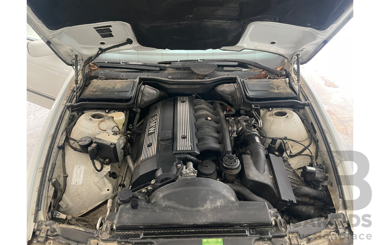 08/97 Bmw 5 28i RWD  4D Sedan White 2.8L
