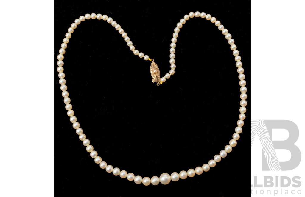 9ct Vintage Graduating Akoya Pearl Necklace, 45cm, with Original Box and Certificate of Valuation