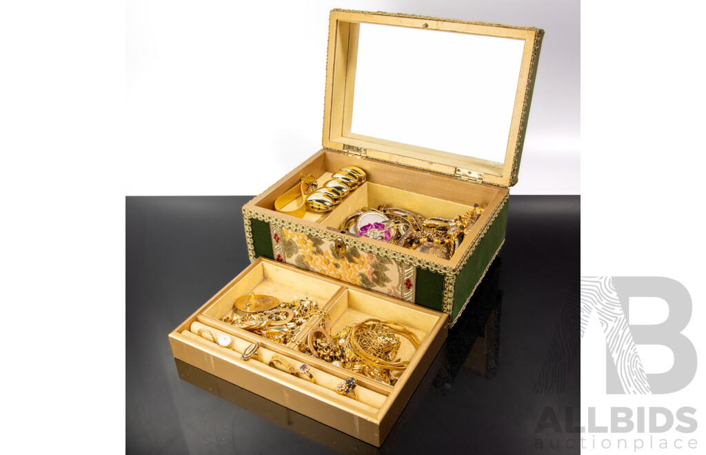 Delightful Vintage Music Box with a Wonderful Collection of Vintage Gold Tone Jewellery