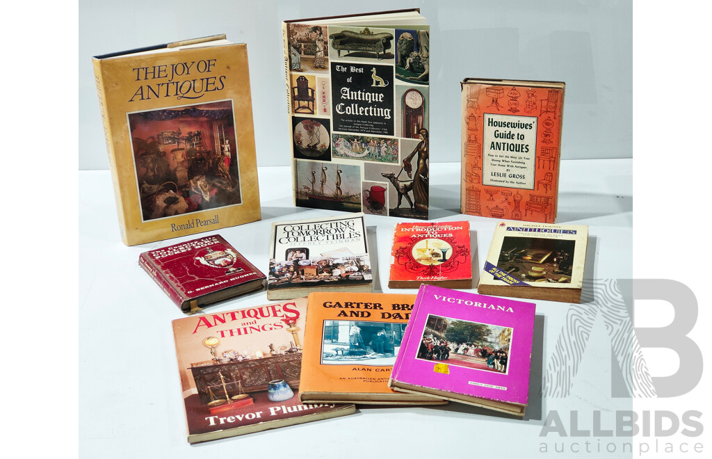 Collection of Art and Antique Collection Books - Lot of 10