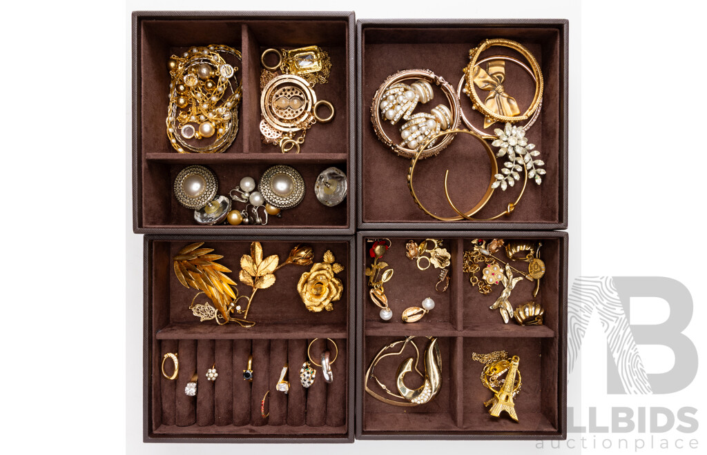 Jewellery Stacking Tower Full of Gold Tone Jewellery Items