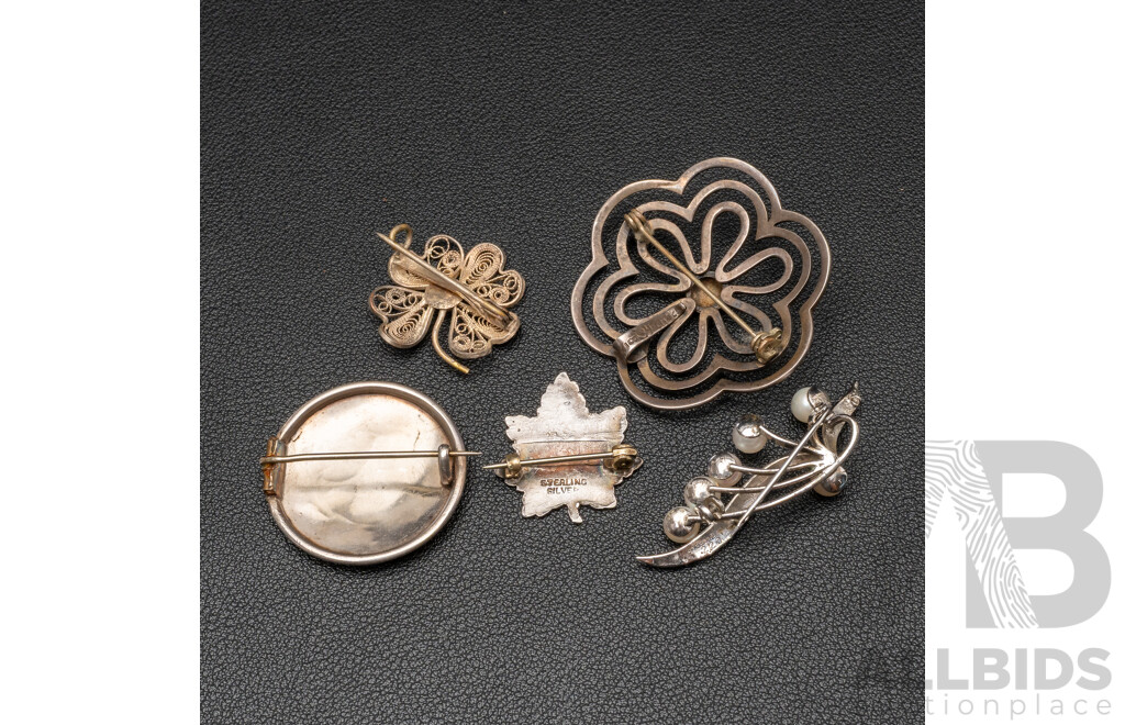 Collection of (5) Sterling Silver Vintage Brooches, 24.99 Grams