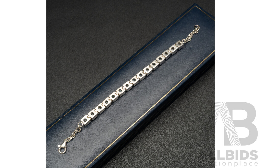 Sterling Silver Ombre Topaz Bracelet, 20cm, 22.73 Grams