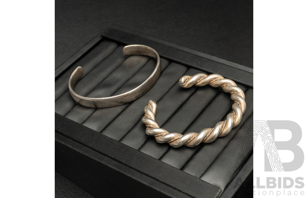 Vintage Silver (2) Children's Sized Open Cuff Bangles, 48mm/54mm Diameter, 63.49 Grams (500)