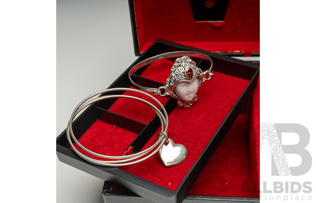 Collection of Sterling Silver Jewellery Including Bangles, Pendants, Bracelet & Earrings 61.68 Grams in Jewel Box
