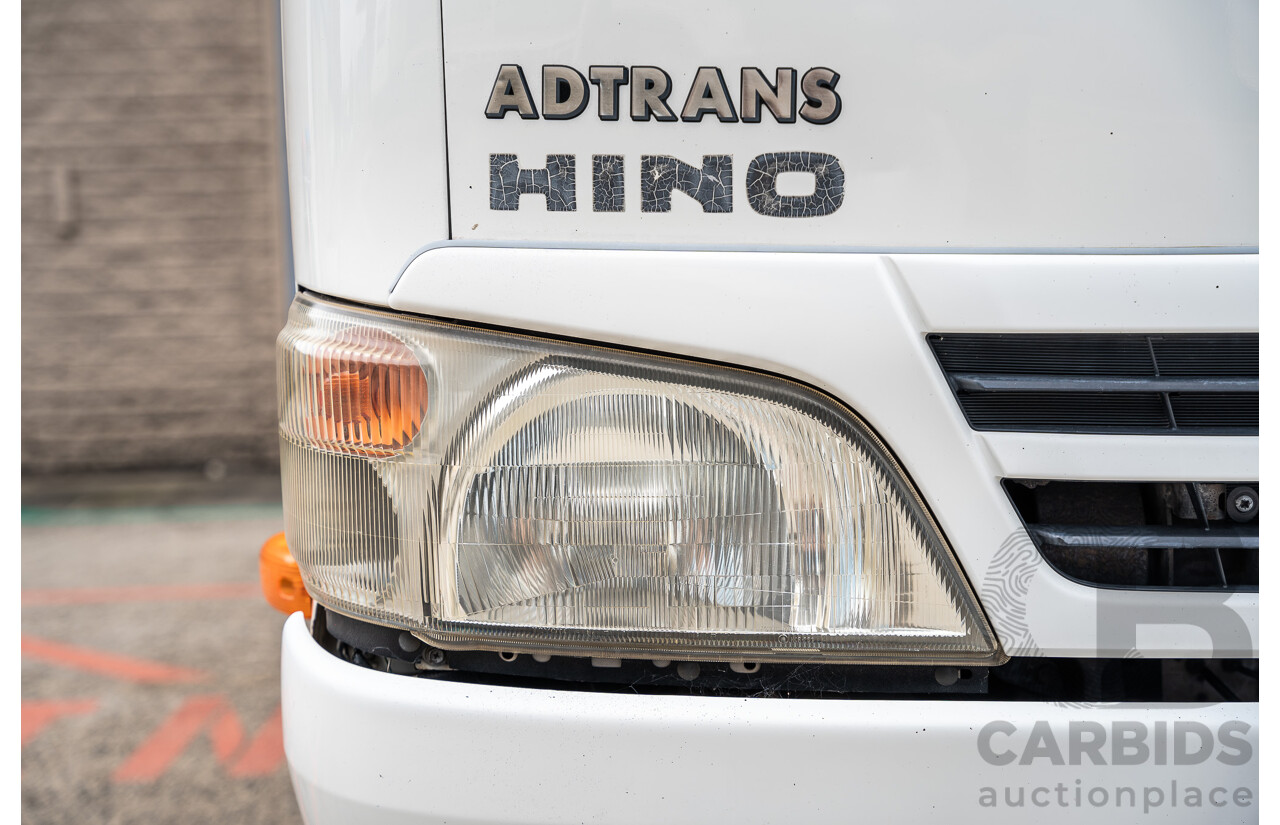 05/2008 Hino Dutro 414 - 300 Series 4x2 2d Cab Chassis White Turbo Diesel - Refidgerated Food Truck