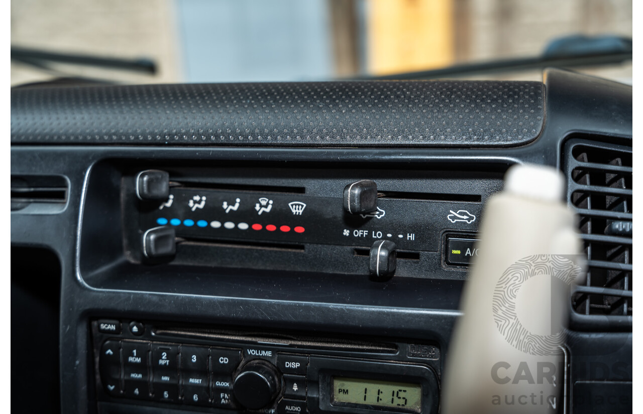 05/2008 Hino Dutro 414 - 300 Series 4x2 2d Cab Chassis White Turbo Diesel - Refidgerated Food Truck