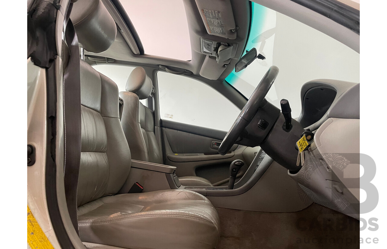 05/98 Lexus Es300 S FWD MCV20R 4D Sedan Beige 3.0L