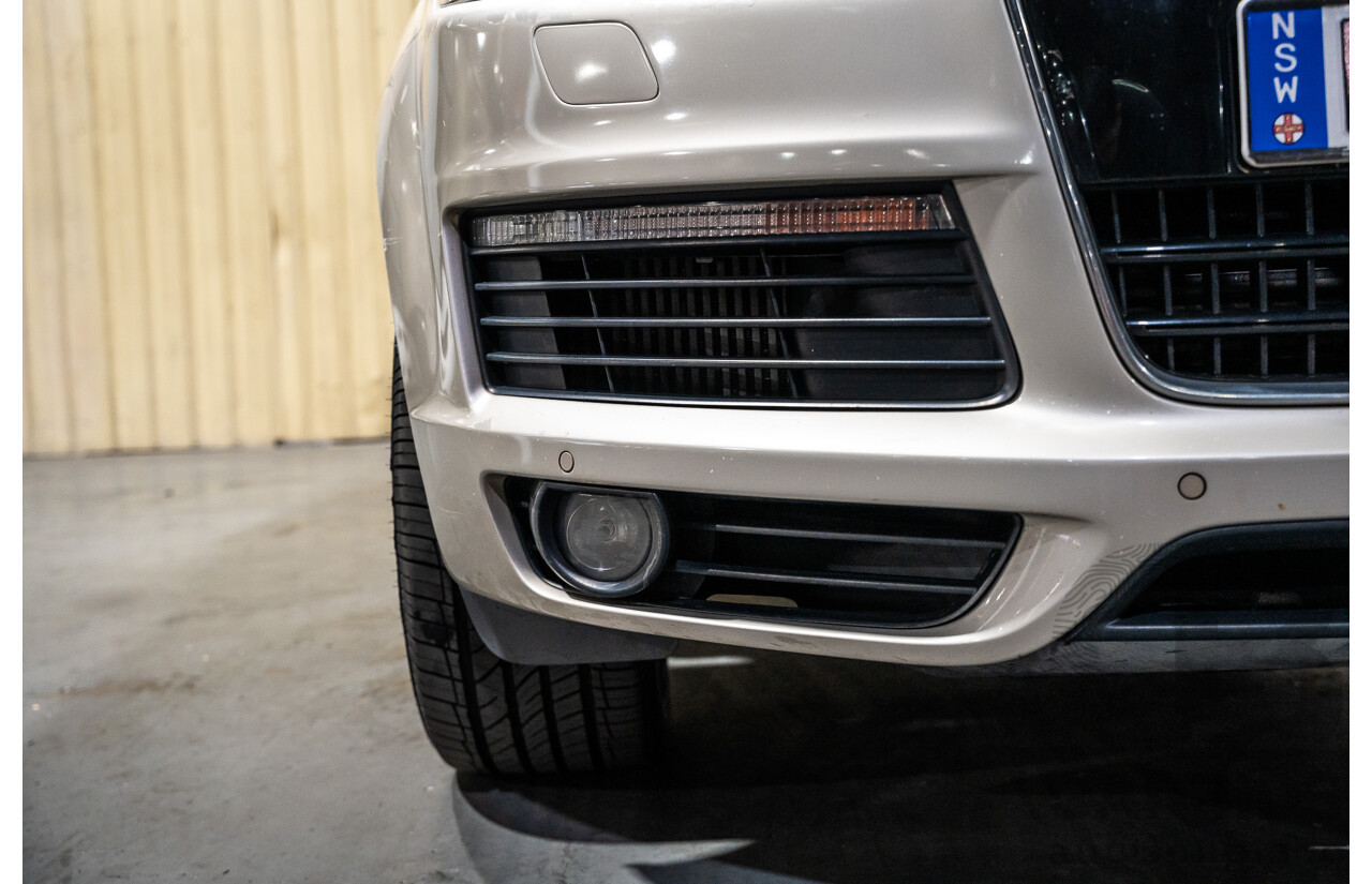 2/2008 Audi Q7 3.0 TDI Quattro (AWD) S-Line Package MY08 Upgrade 4d Wagon Beige Turbo Diesel V6 3.0L - 7 Seater