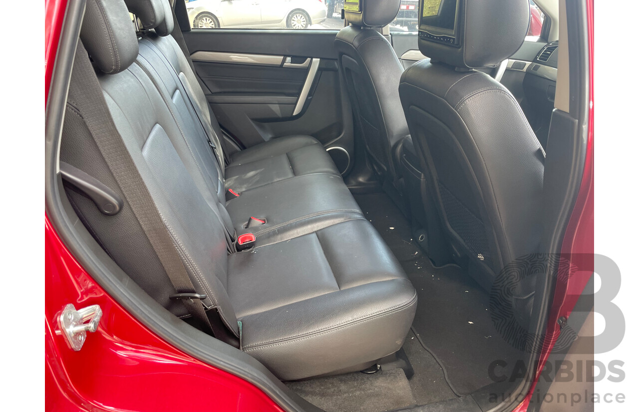 6/2016 Holden Captiva 7 LTZ (awd) CG MY15 4d Wagon Red 2.2L