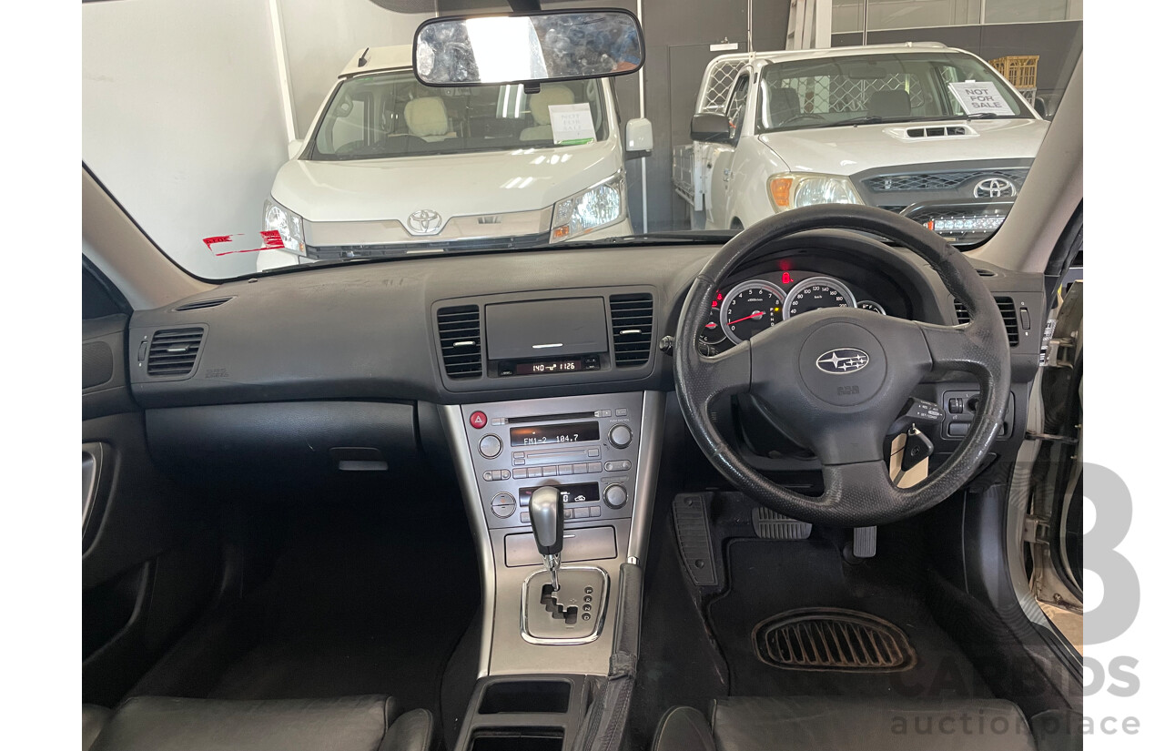 11/04 Subaru Outback 2.5i PREMIUM AWD AWD MY05 4D Wagon Silver 2.5L