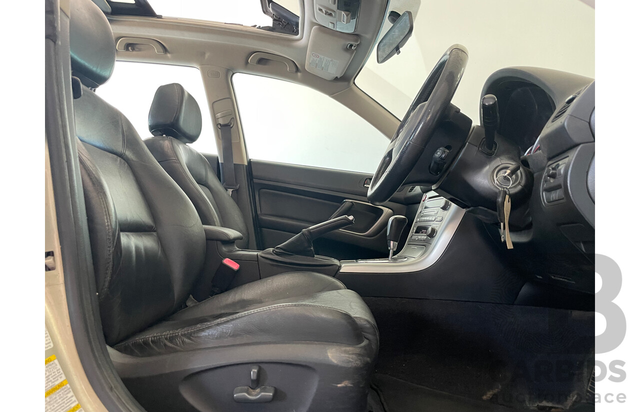 11/04 Subaru Outback 2.5i PREMIUM AWD AWD MY05 4D Wagon Silver 2.5L