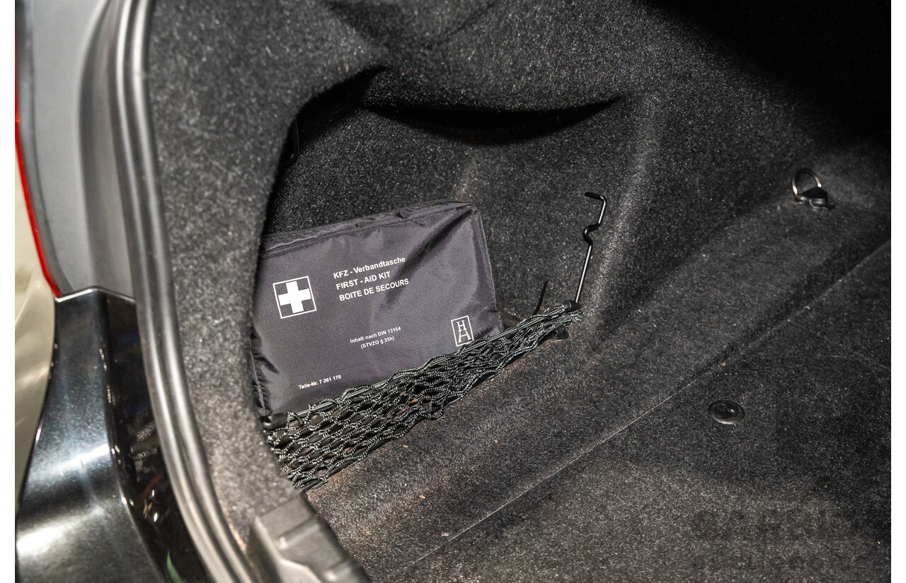 5/2014 BMW 328i Sport Line F30 MY14 4d Sedan Metallic Black Turbo 2.0L