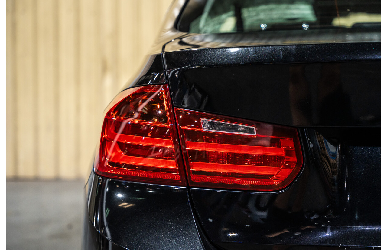 5/2014 BMW 328i Sport Line F30 MY14 4d Sedan Metallic Black Turbo 2.0L