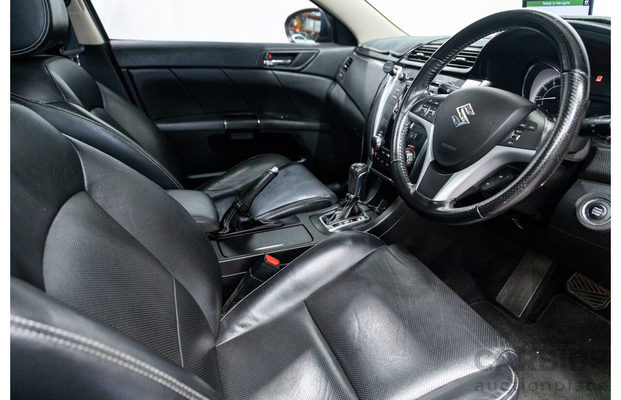 08/2010 Suzuki Kizashi Sport (AWD) FR 4d Sedan Red 2.4L