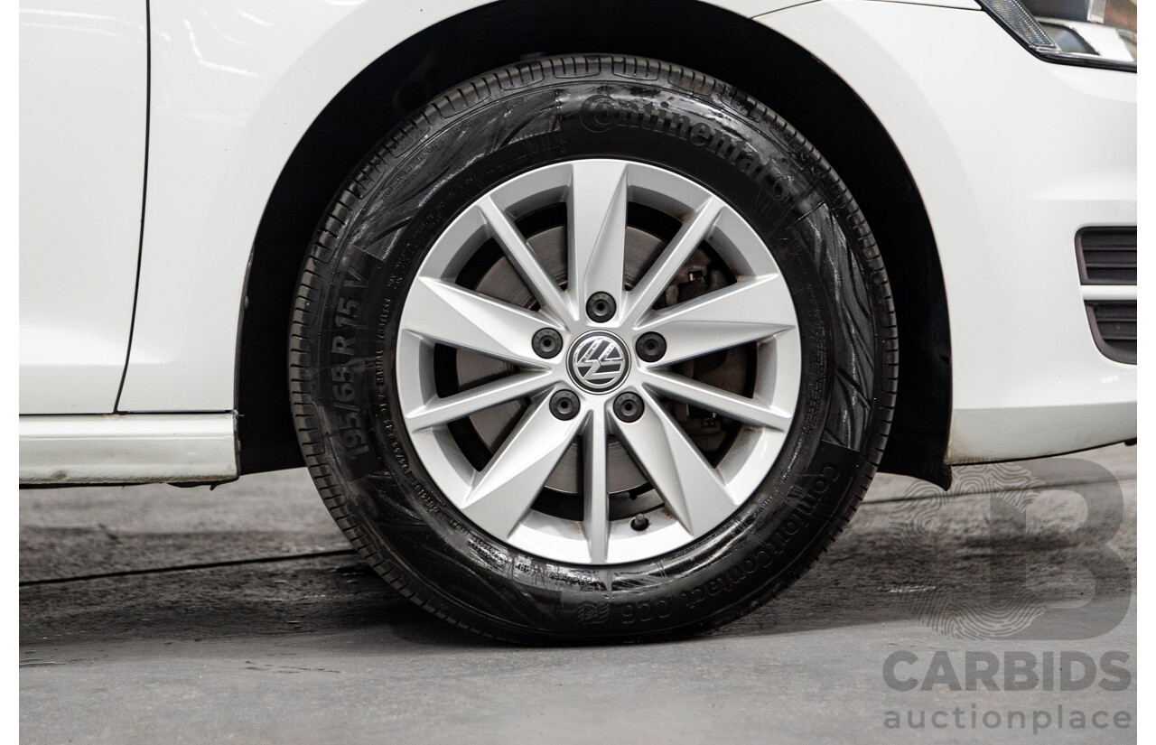 09/2015 Volkswagen Golf 92 TSI Trendline MY16 5D Hatchback White Turbo 1.4L