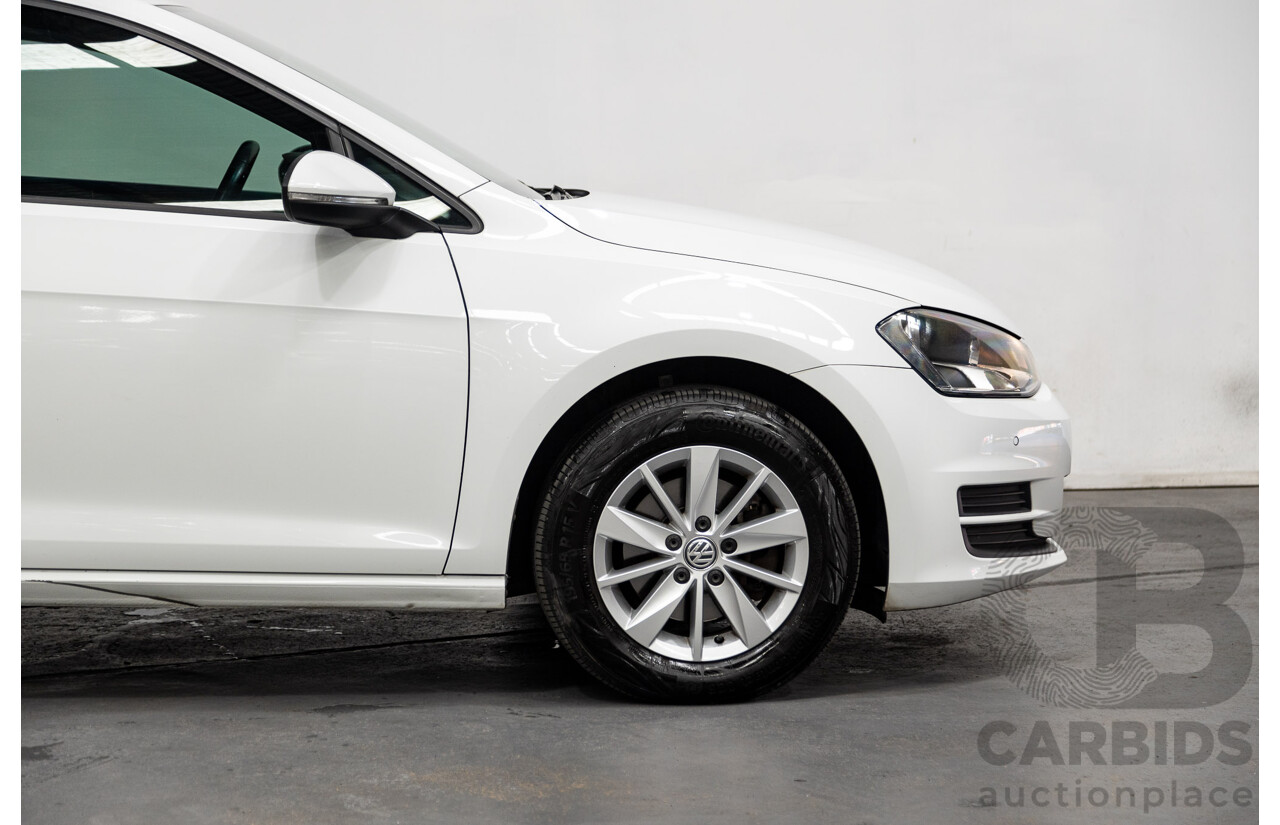 09/2015 Volkswagen Golf 92 TSI Trendline MY16 5D Hatchback White Turbo 1.4L