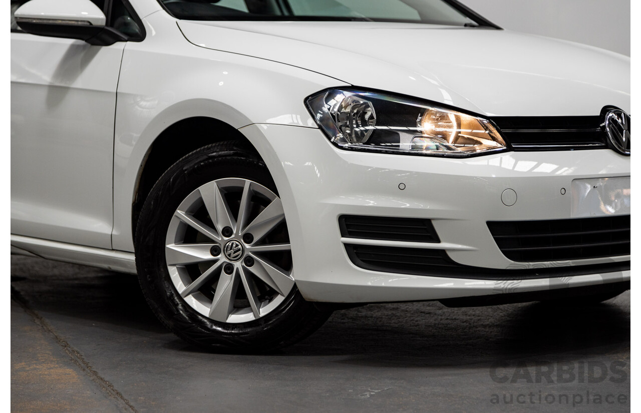 09/2015 Volkswagen Golf 92 TSI Trendline MY16 5D Hatchback White Turbo 1.4L