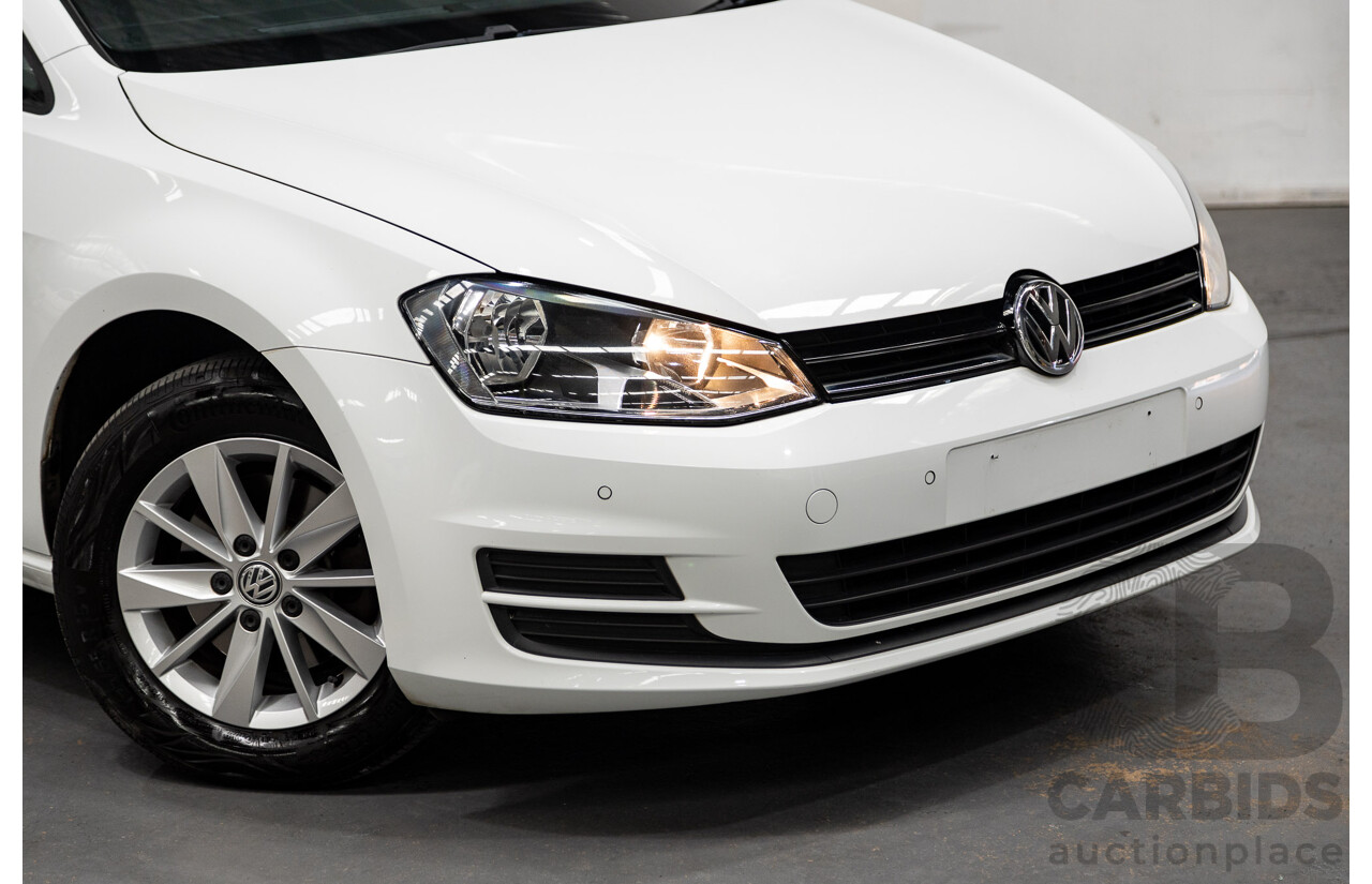 09/2015 Volkswagen Golf 92 TSI Trendline MY16 5D Hatchback White Turbo 1.4L