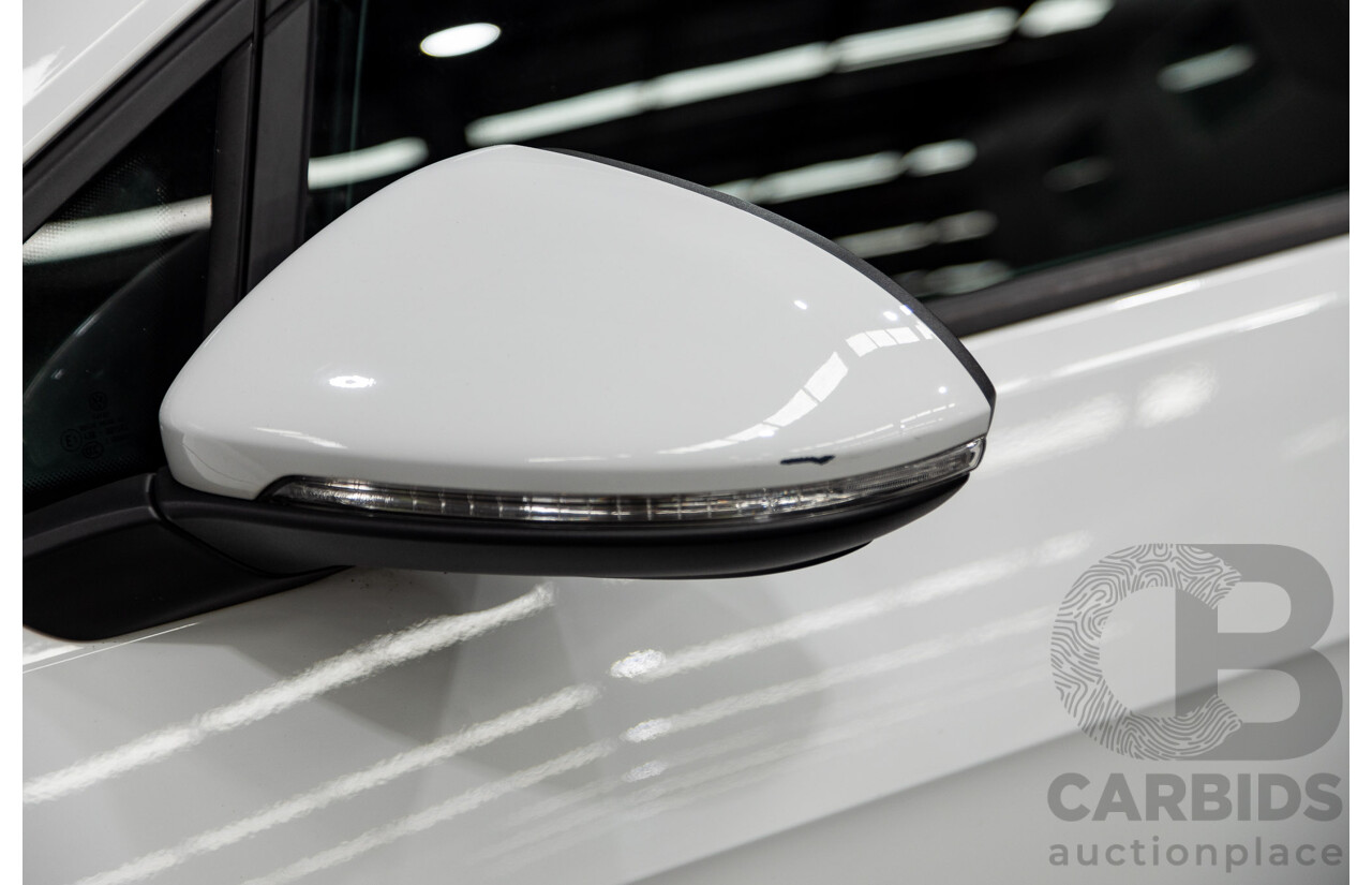 09/2015 Volkswagen Golf 92 TSI Trendline MY16 5D Hatchback White Turbo 1.4L