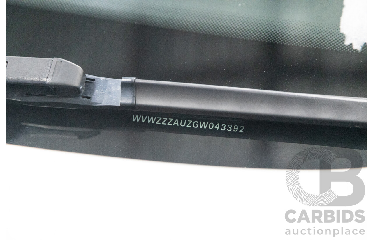 09/2015 Volkswagen Golf 92 TSI Trendline MY16 5D Hatchback White Turbo 1.4L