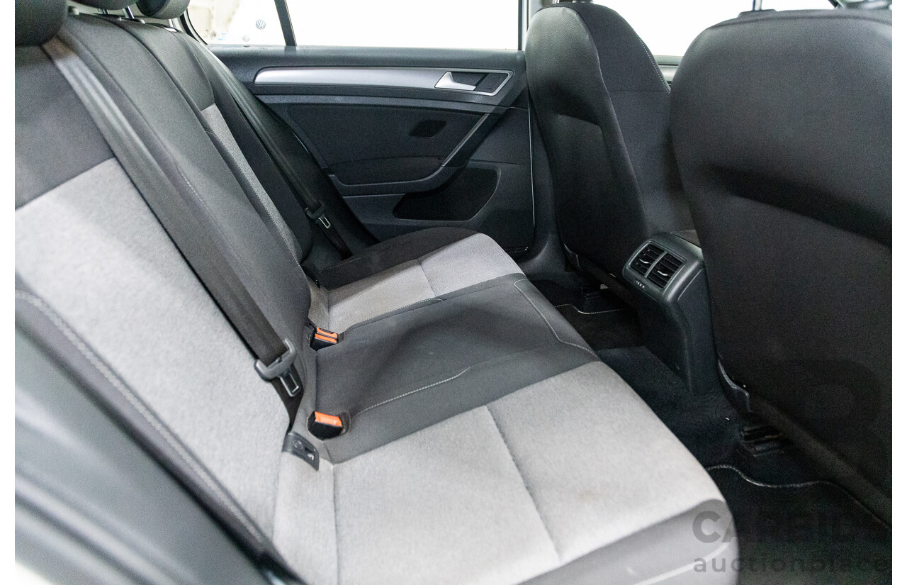 09/2015 Volkswagen Golf 92 TSI Trendline MY16 5D Hatchback White Turbo 1.4L