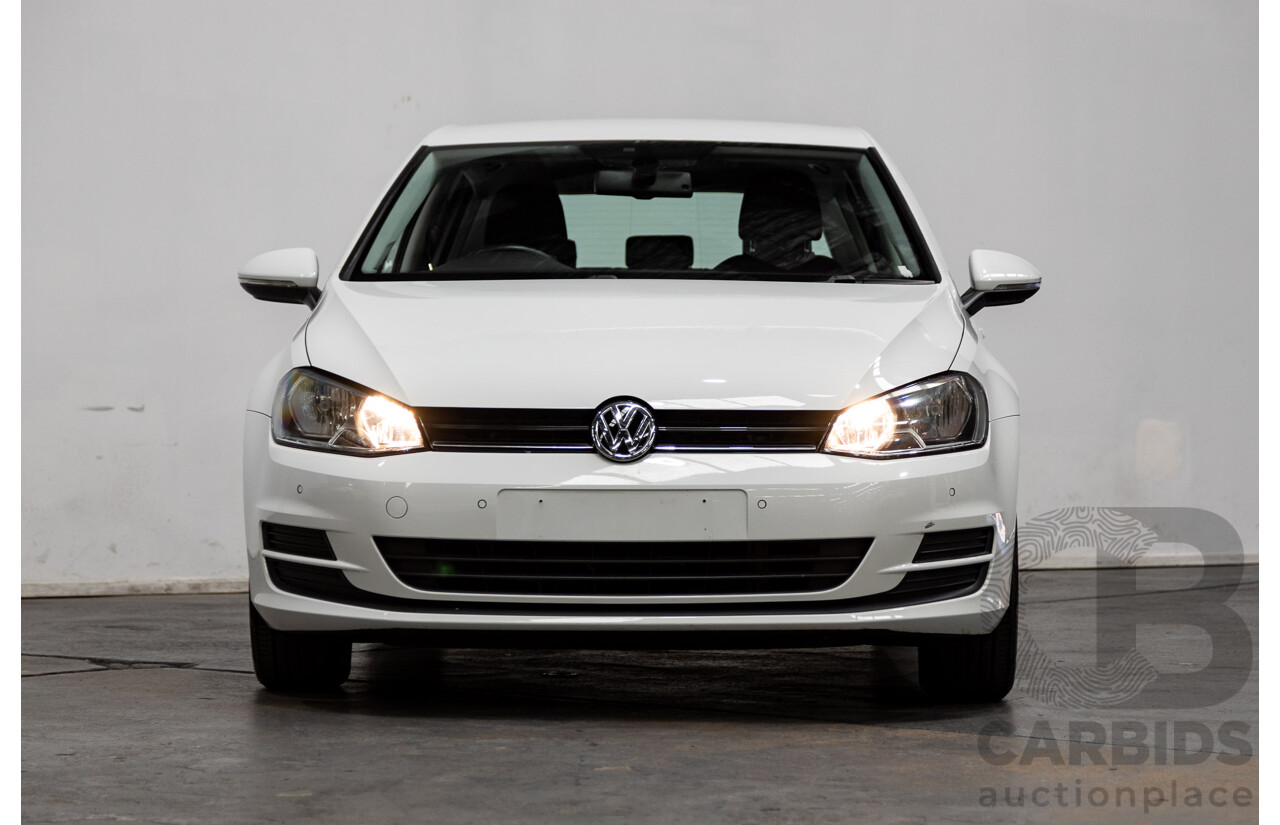 09/2015 Volkswagen Golf 92 TSI Trendline MY16 5D Hatchback White Turbo 1.4L