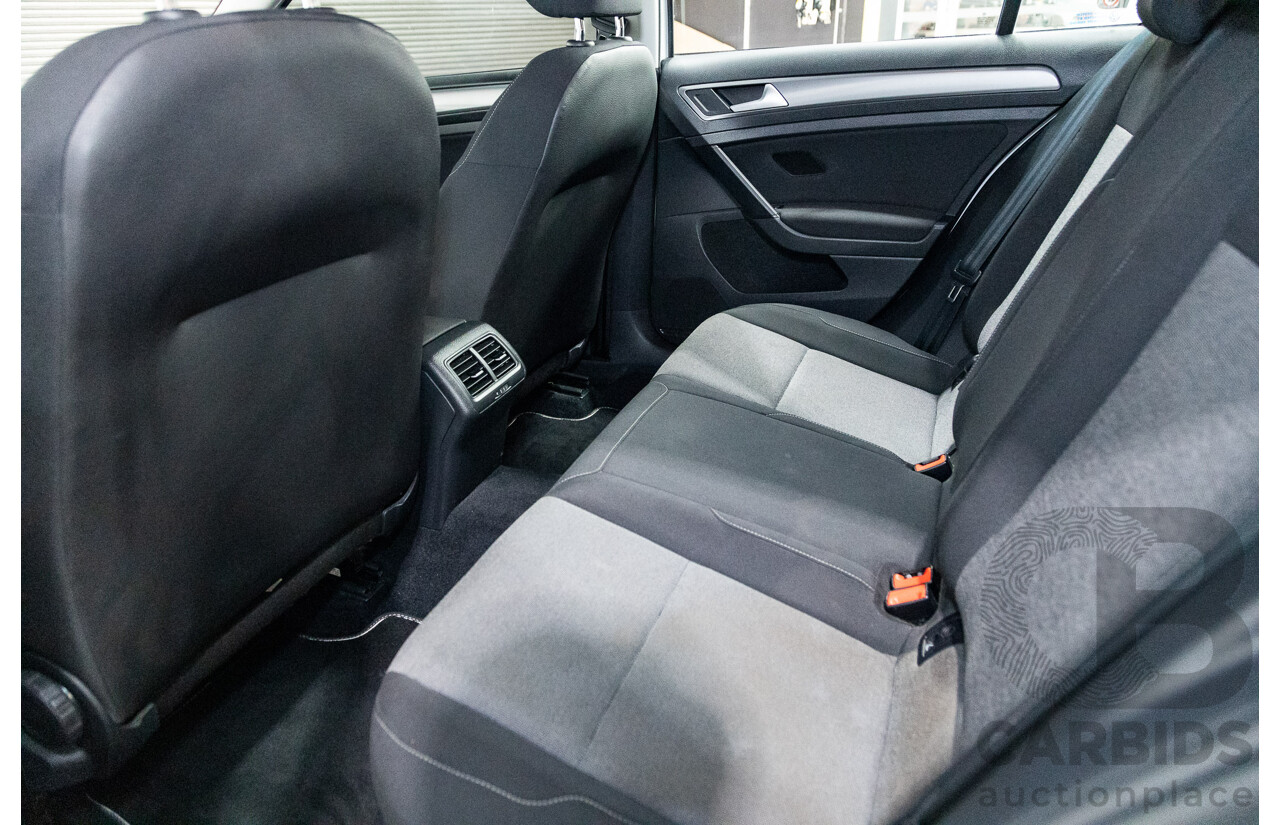 09/2015 Volkswagen Golf 92 TSI Trendline MY16 5D Hatchback White Turbo 1.4L