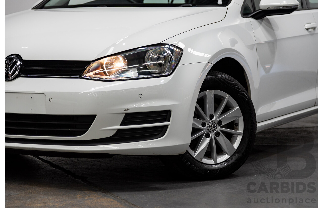 09/2015 Volkswagen Golf 92 TSI Trendline MY16 5D Hatchback White Turbo 1.4L