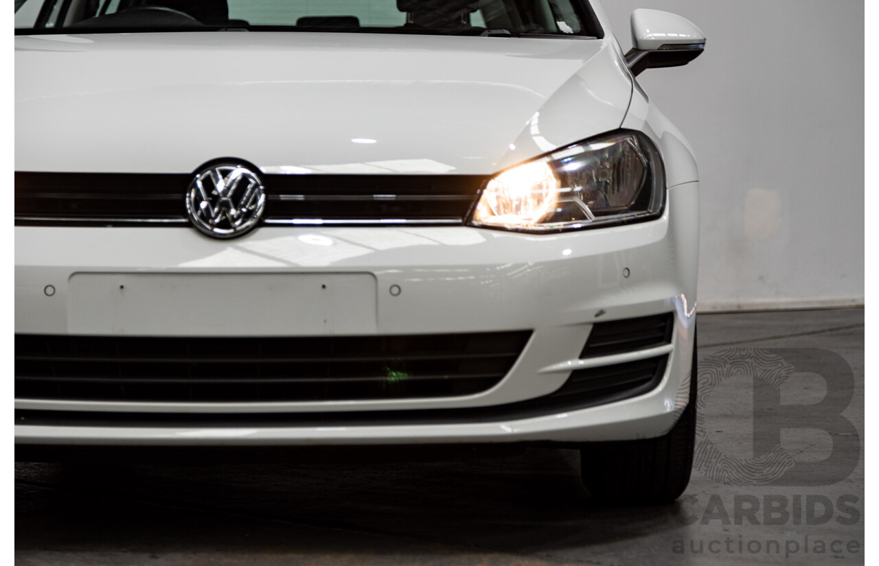 09/2015 Volkswagen Golf 92 TSI Trendline MY16 5D Hatchback White Turbo 1.4L