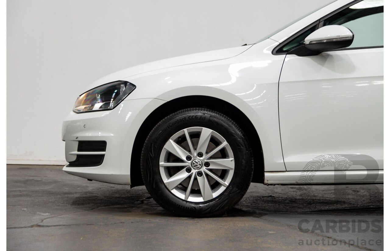09/2015 Volkswagen Golf 92 TSI Trendline MY16 5D Hatchback White Turbo 1.4L
