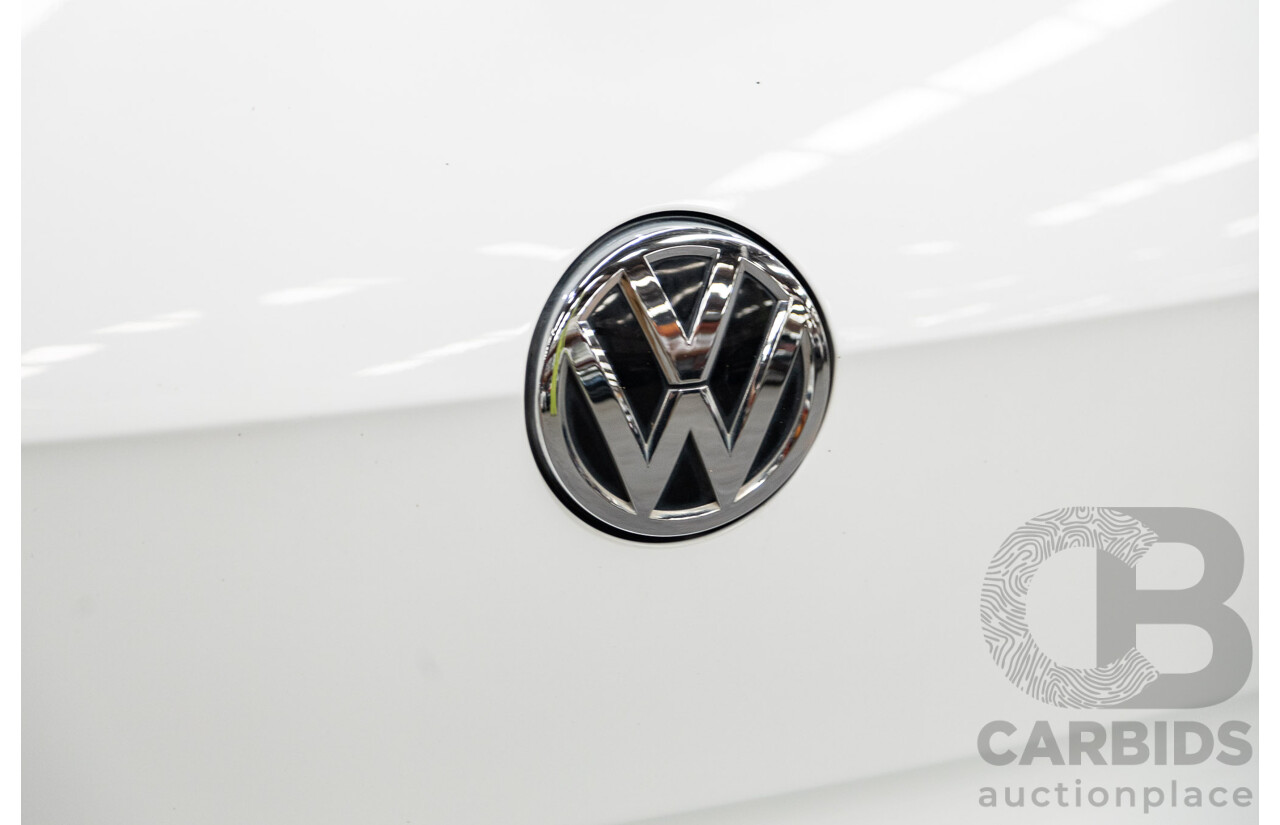 09/2015 Volkswagen Golf 92 TSI Trendline MY16 5D Hatchback White Turbo 1.4L