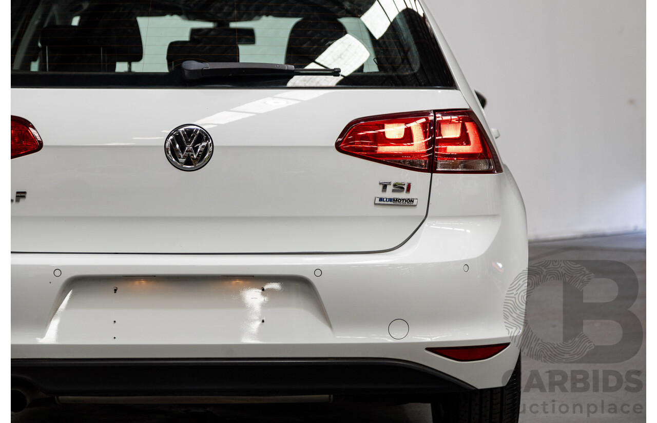 09/2015 Volkswagen Golf 92 TSI Trendline MY16 5D Hatchback White Turbo 1.4L