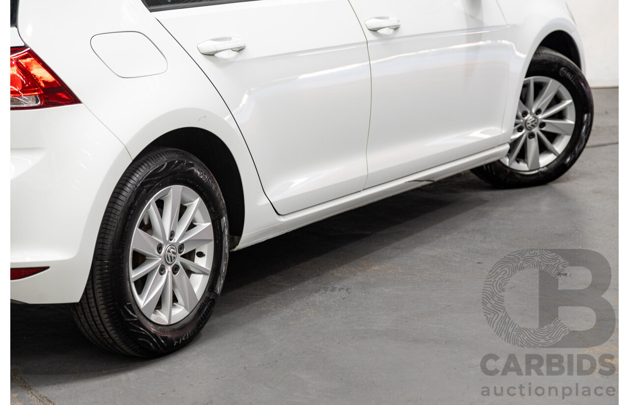 09/2015 Volkswagen Golf 92 TSI Trendline MY16 5D Hatchback White Turbo 1.4L