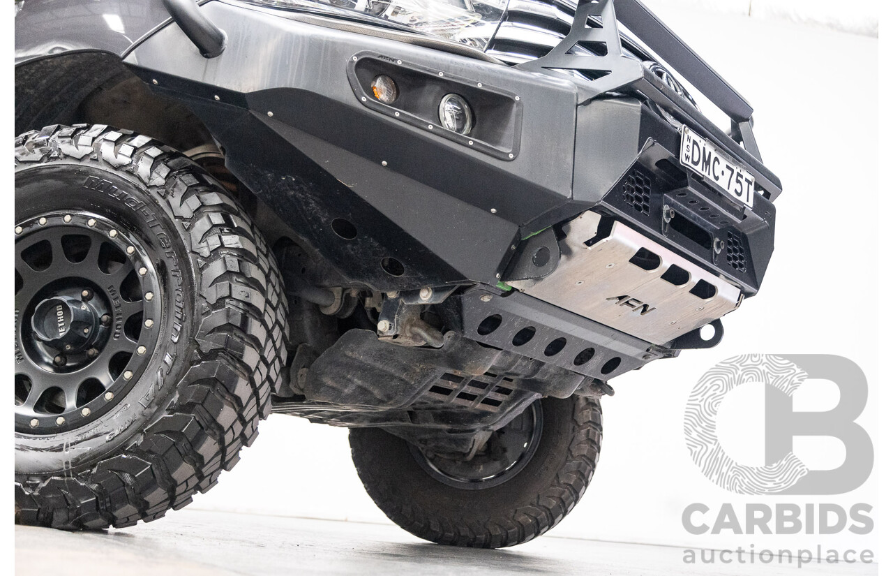 02/2017 Toyota Hilux SR5 4x4 GUN126R Extra Cab Utility Grey Turbo Diesel 2.8L