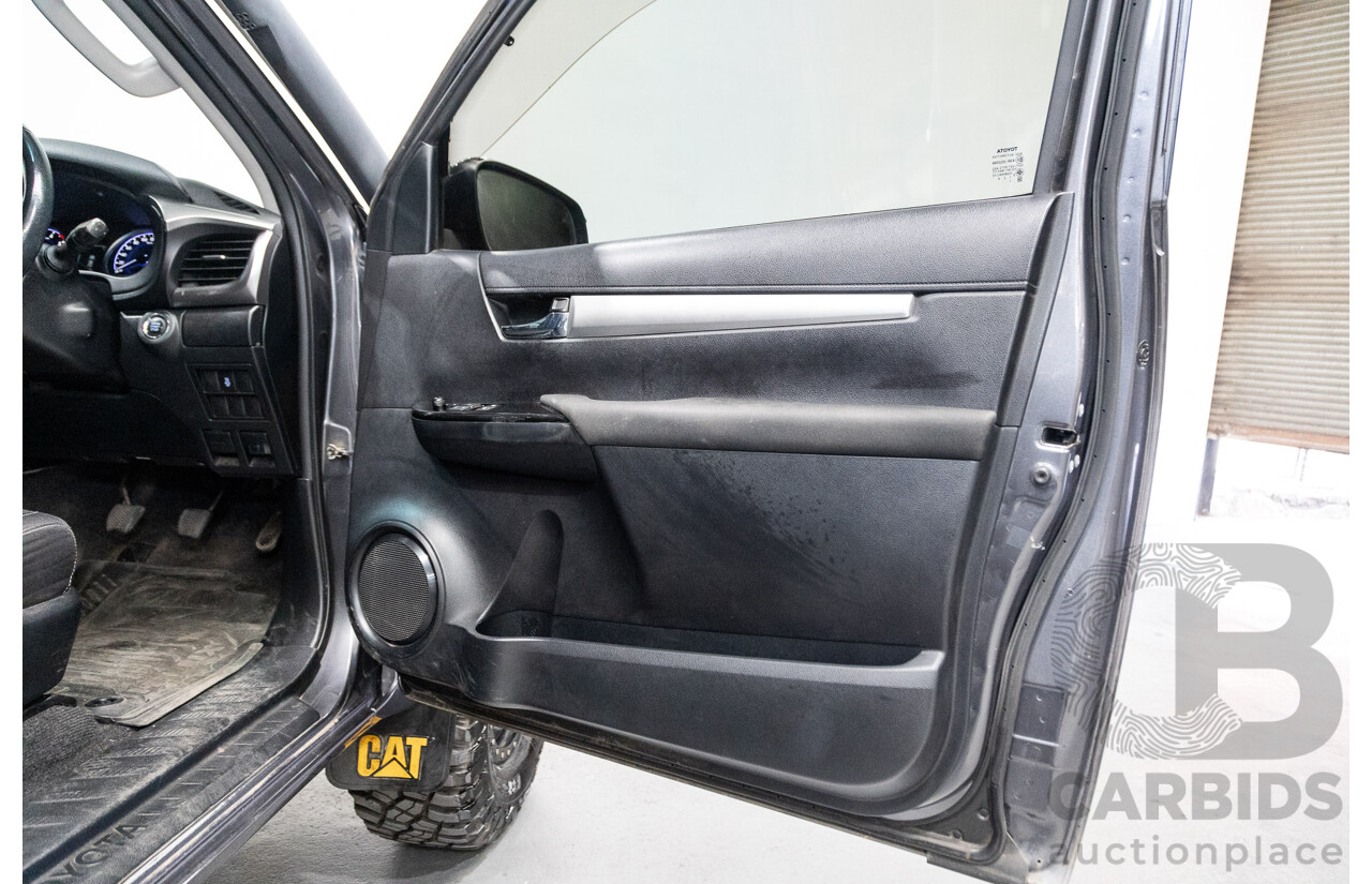 02/2017 Toyota Hilux SR5 4x4 GUN126R Extra Cab Utility Grey Turbo Diesel 2.8L