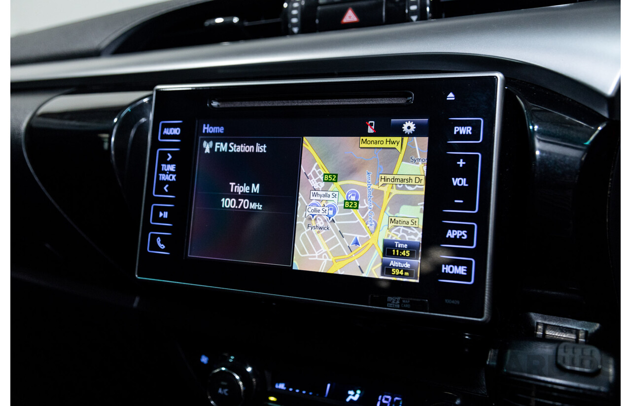 02/2017 Toyota Hilux SR5 4x4 GUN126R Extra Cab Utility Grey Turbo Diesel 2.8L