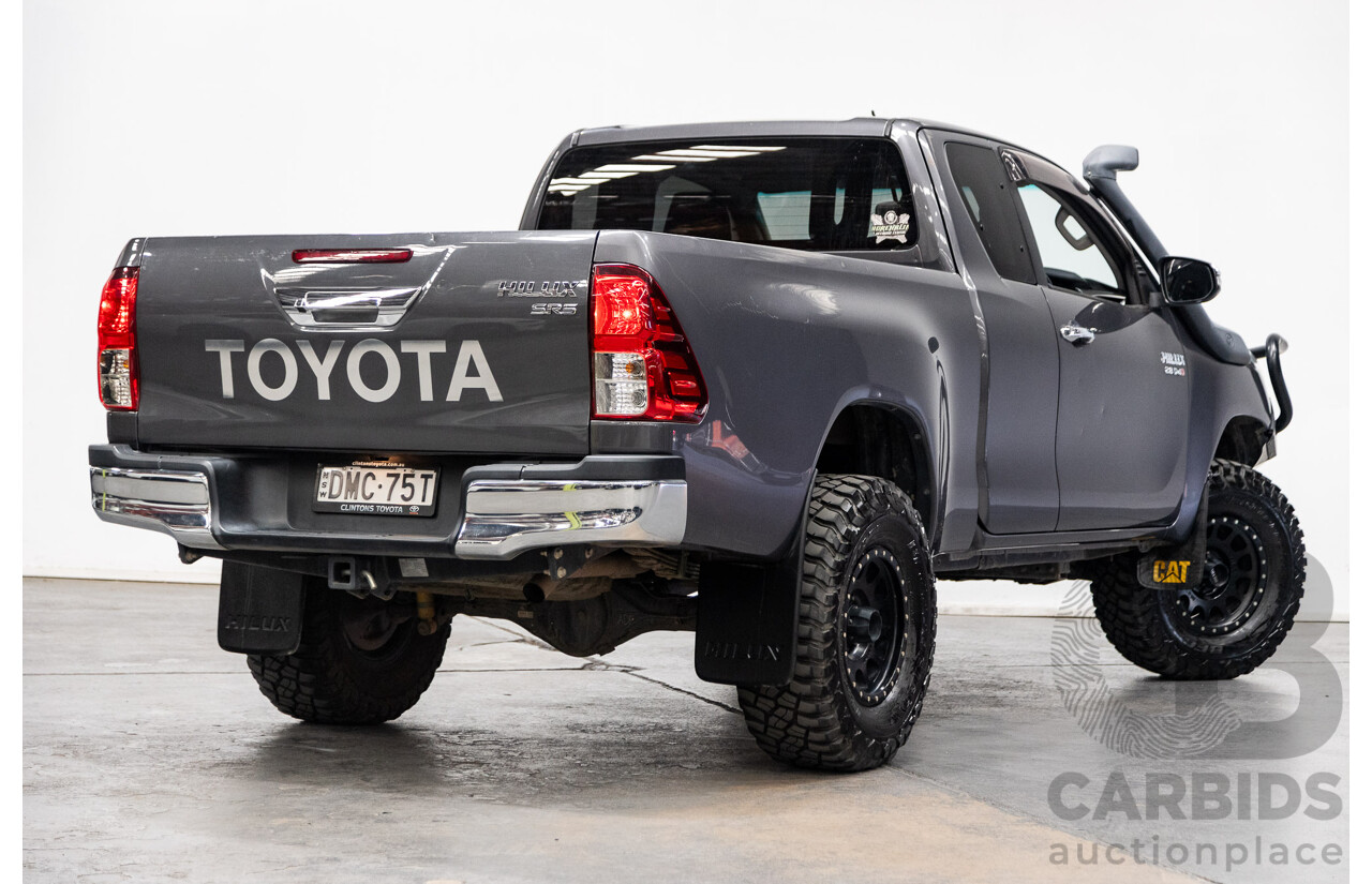 02/2017 Toyota Hilux SR5 4x4 GUN126R Extra Cab Utility Grey Turbo Diesel 2.8L