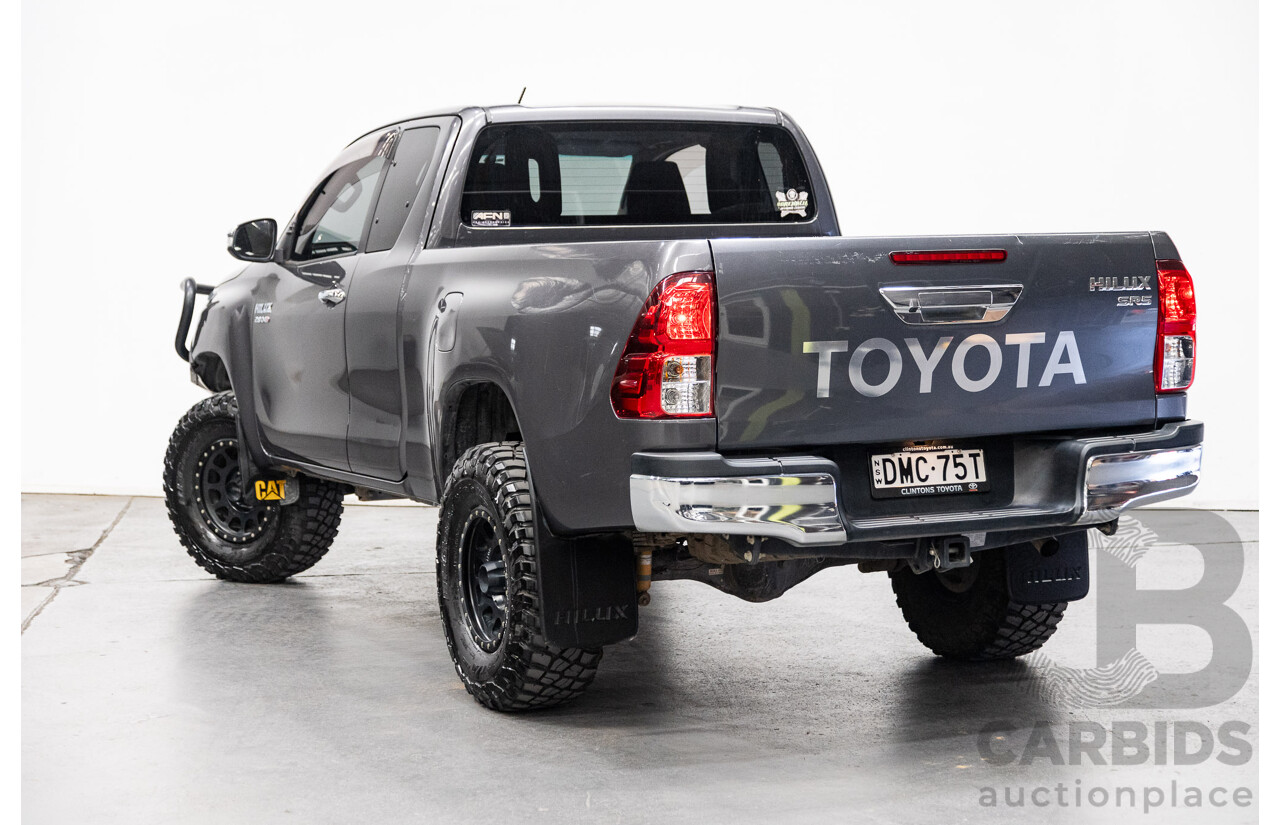 02/2017 Toyota Hilux SR5 4x4 GUN126R Extra Cab Utility Grey Turbo Diesel 2.8L