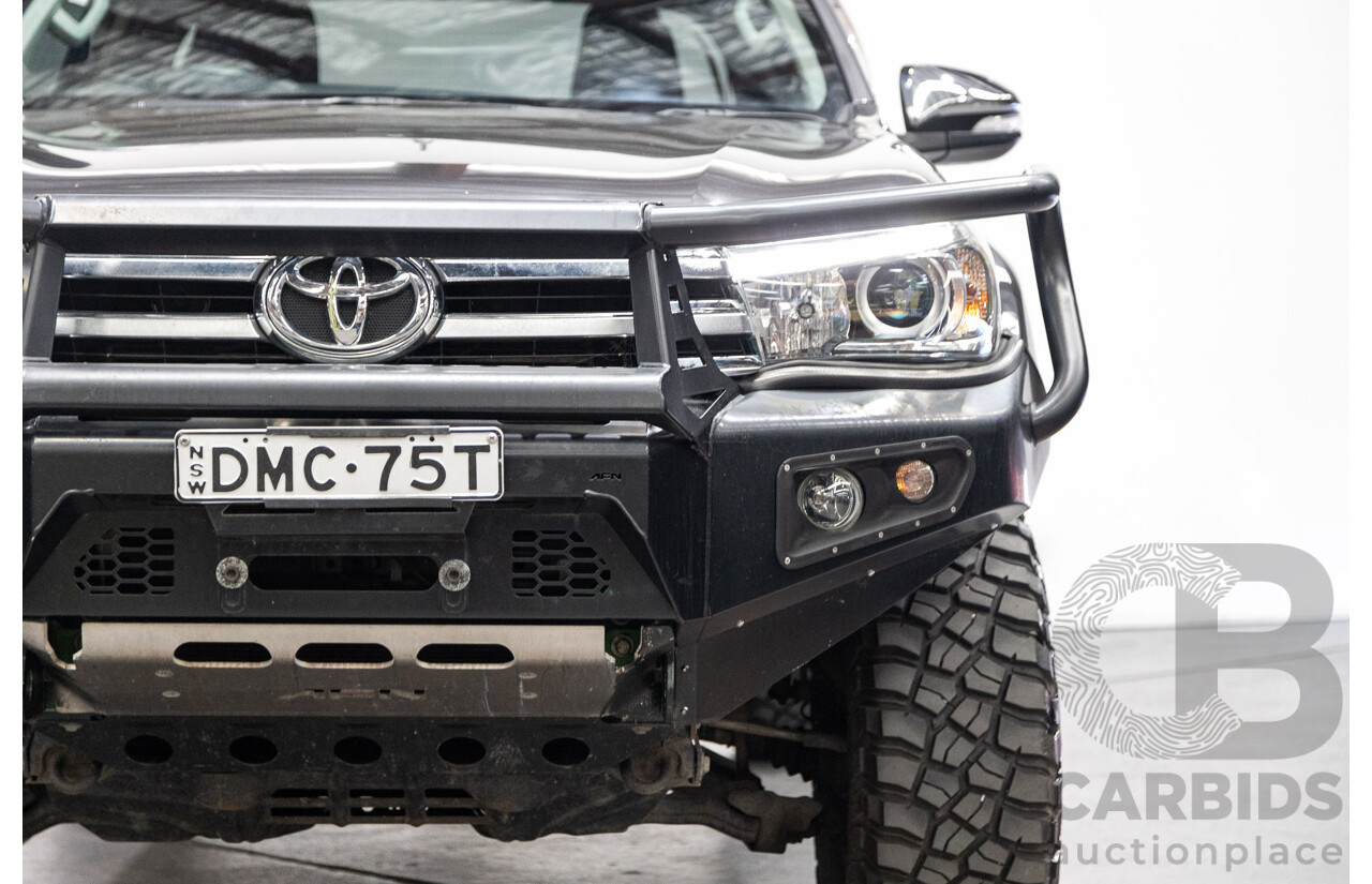 02/2017 Toyota Hilux SR5 4x4 GUN126R Extra Cab Utility Grey Turbo Diesel 2.8L