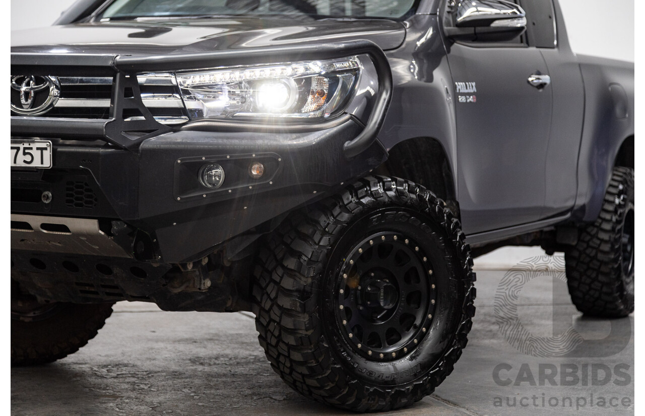 02/2017 Toyota Hilux SR5 4x4 GUN126R Extra Cab Utility Grey Turbo Diesel 2.8L