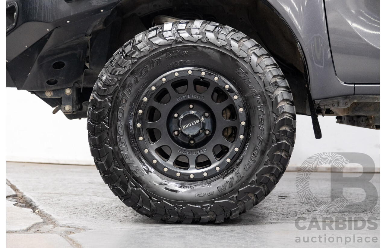 02/2017 Toyota Hilux SR5 4x4 GUN126R Extra Cab Utility Grey Turbo Diesel 2.8L