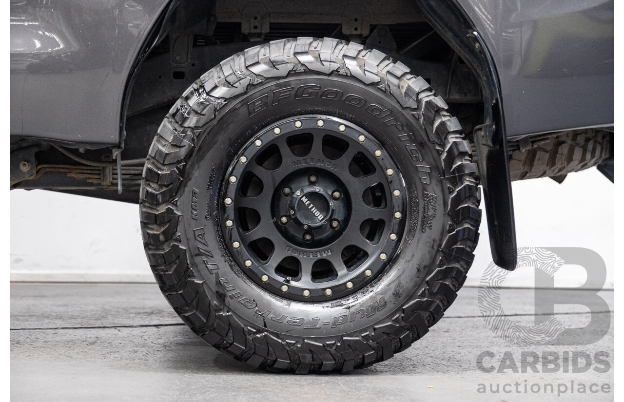 02/2017 Toyota Hilux SR5 4x4 GUN126R Extra Cab Utility Grey Turbo Diesel 2.8L