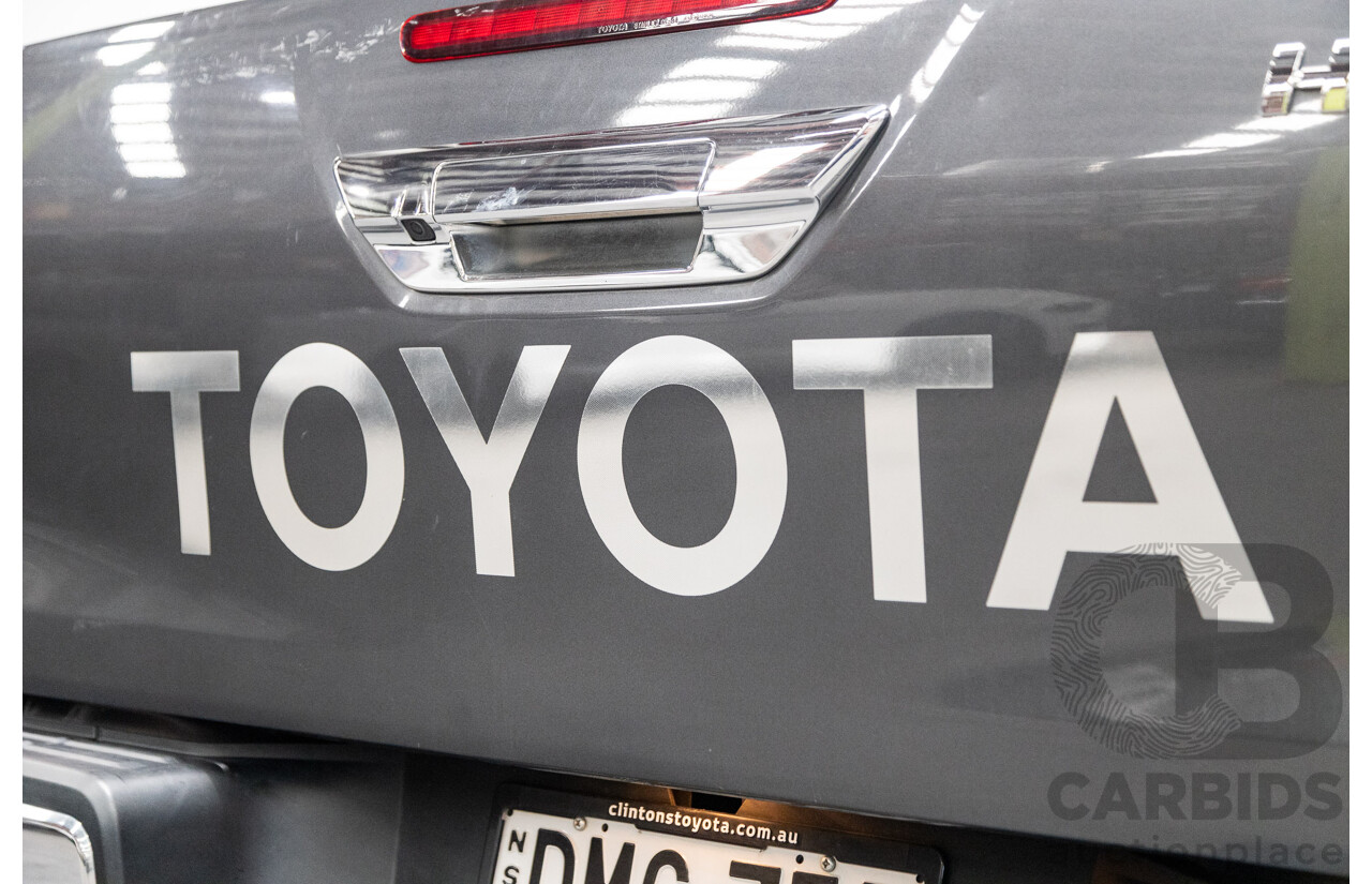 02/2017 Toyota Hilux SR5 4x4 GUN126R Extra Cab Utility Grey Turbo Diesel 2.8L