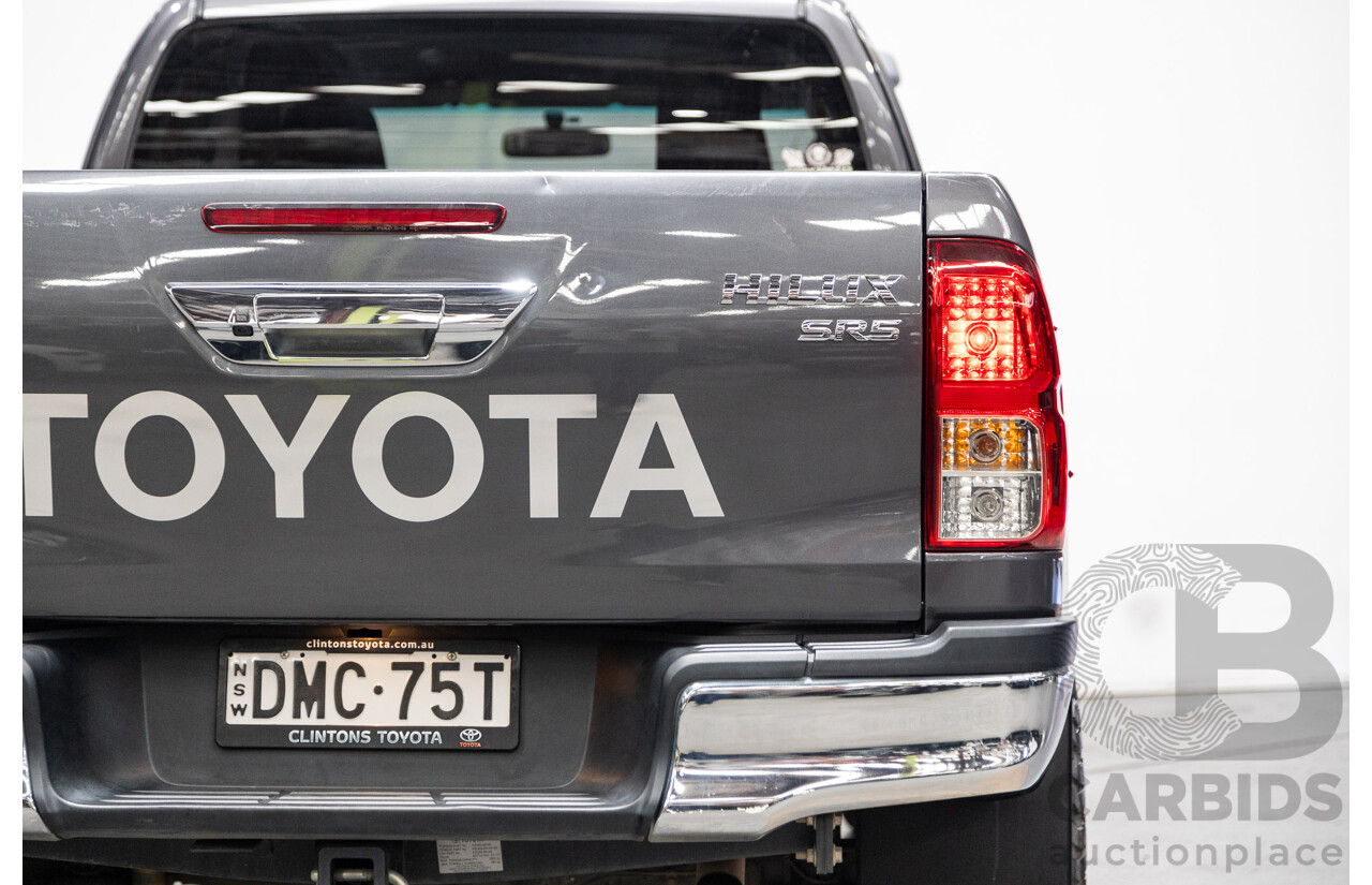 02/2017 Toyota Hilux SR5 4x4 GUN126R Extra Cab Utility Grey Turbo Diesel 2.8L