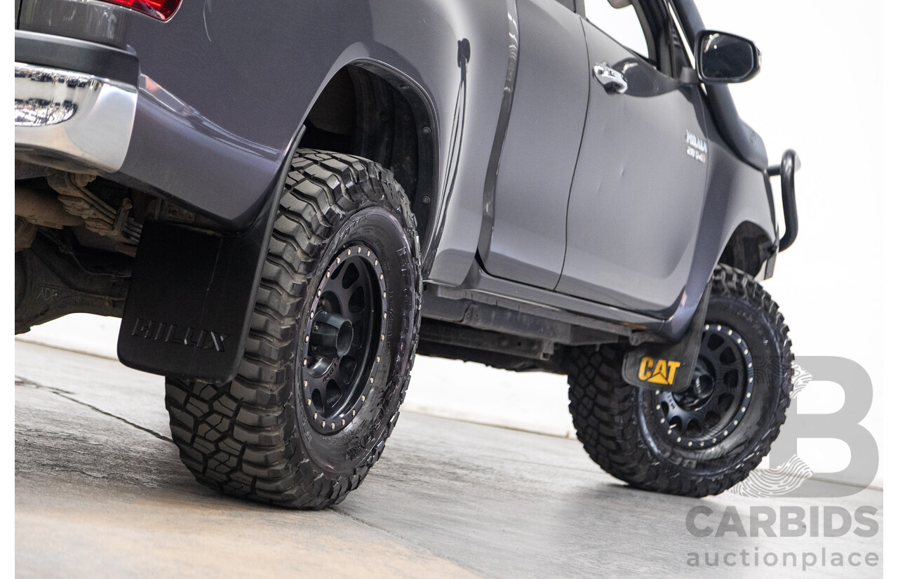 02/2017 Toyota Hilux SR5 4x4 GUN126R Extra Cab Utility Grey Turbo Diesel 2.8L